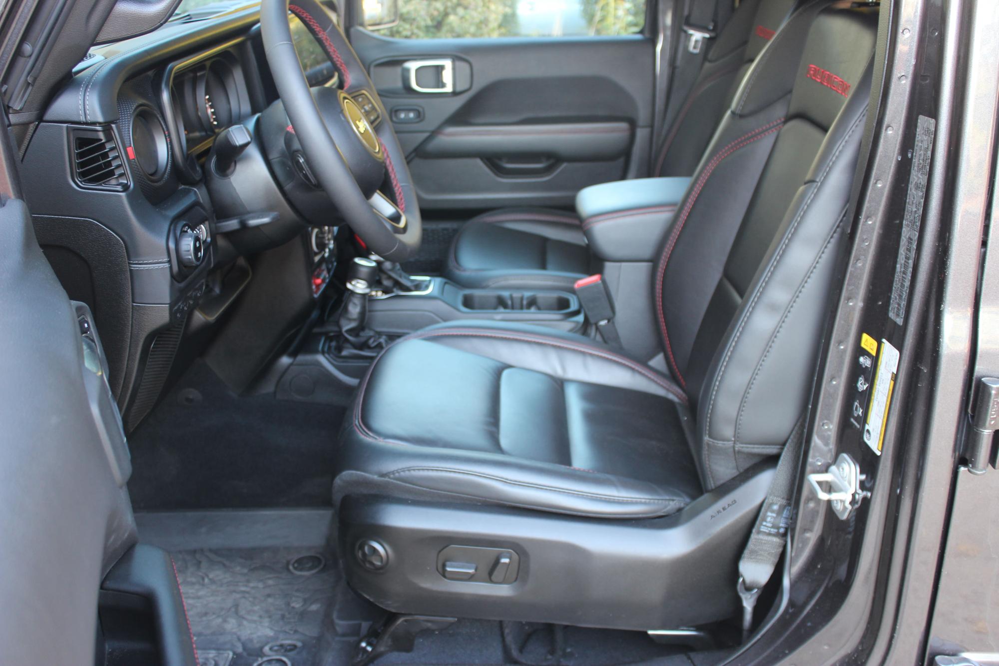 Тест-драйв Jeep Wrangler: переваги та недоліки рамного позашляховика