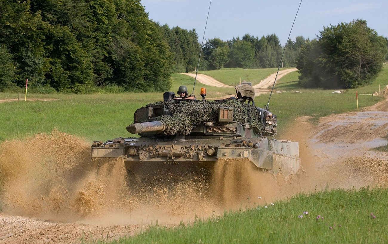      Leopard 2:  ,    