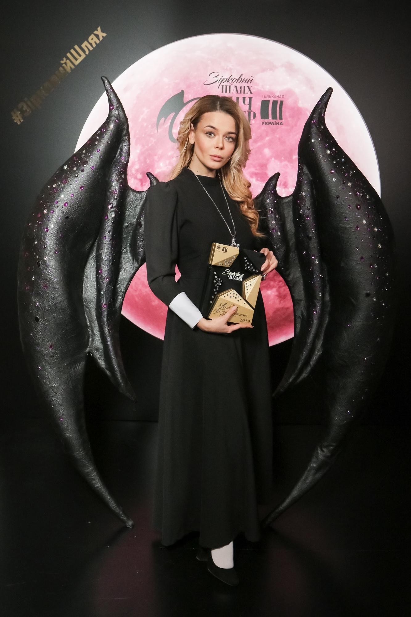 Alyosha – трансвестит, а Каменских не может посчитать детей: звезды поделились слухами о себе