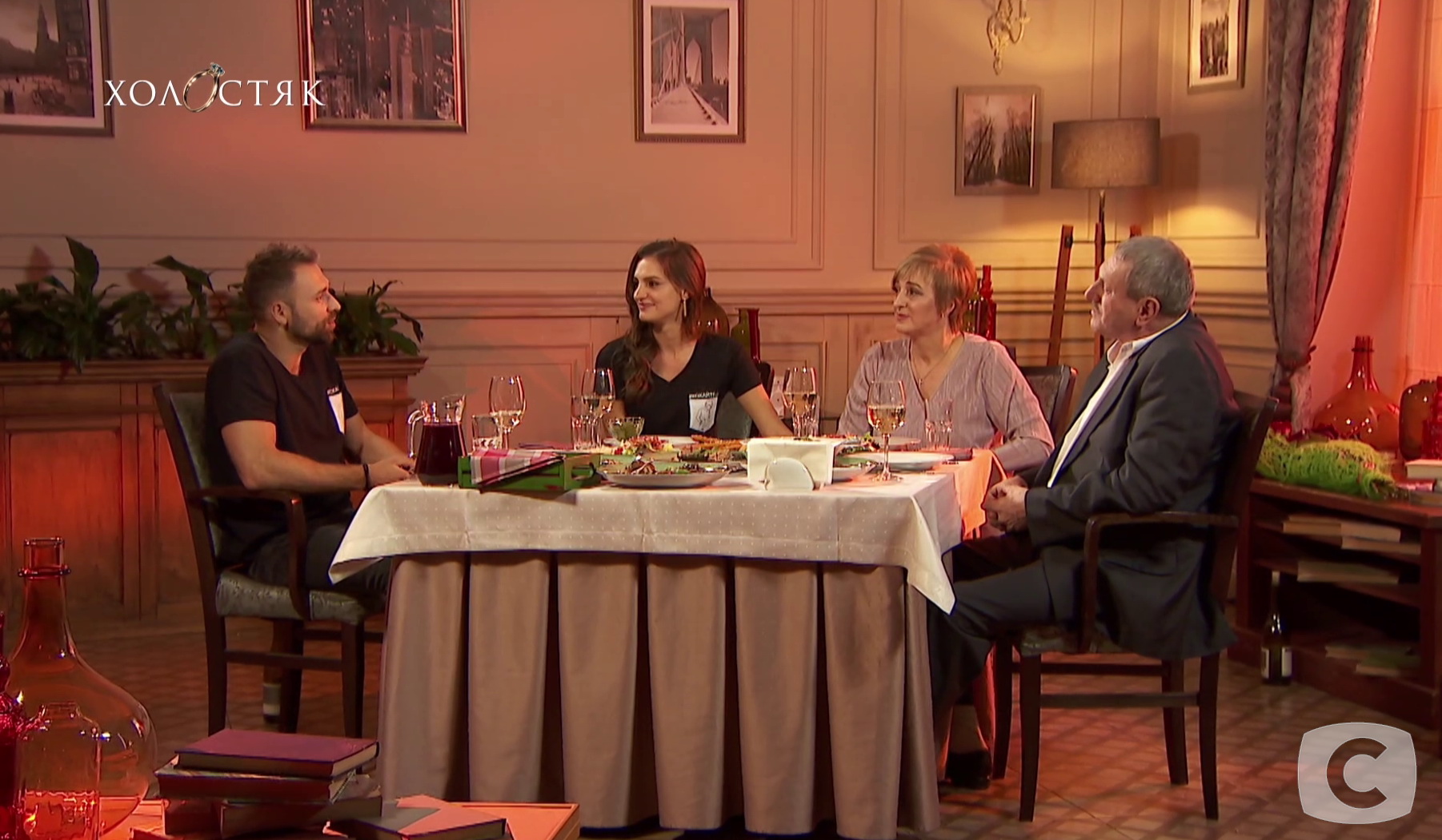 Холостяк-10 Макс Михайлюк познайомиться з батьками дівчат і дізнається про скелети в шафах