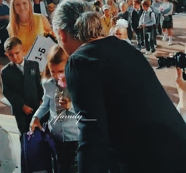 Мамина копия: появились уникальные фото и видео с сыном Зеленского