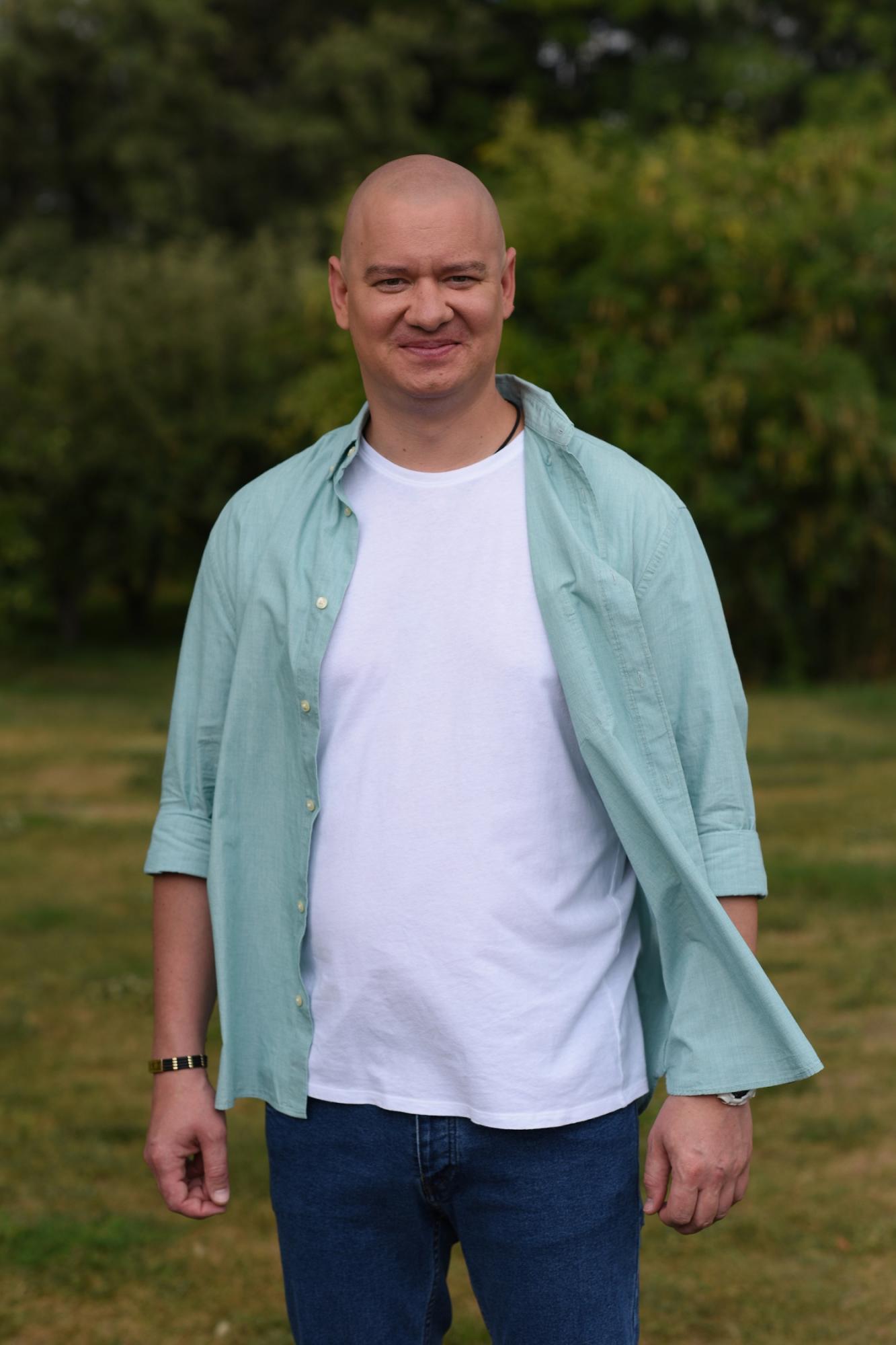 "У нас найкрасивіша країна": Осадча, Кошовий, Сенічкін та інші зірки розповіли про "місця сили"