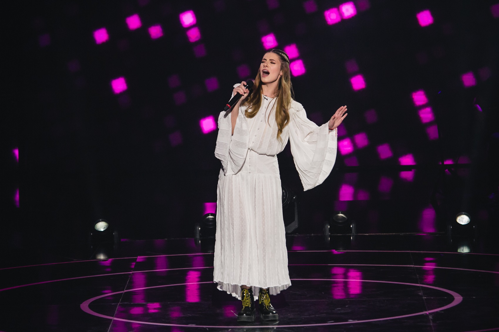 Дарья Петрожицкая призналась, к кому из тренеров хотела бы попасть на Голосе страны-10