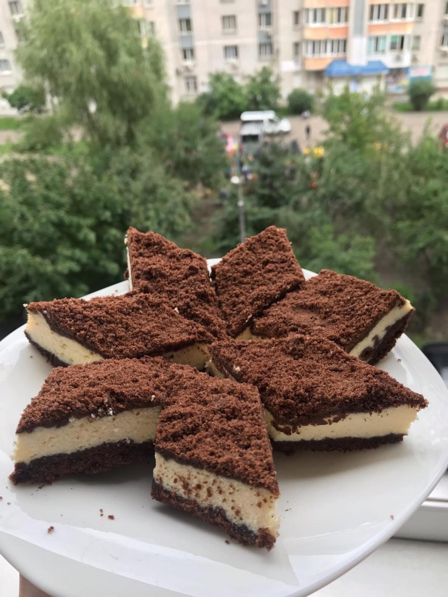 Лілія Ребрик поділилась рецептом легкого у приготуванні сирного пирога на Великдень