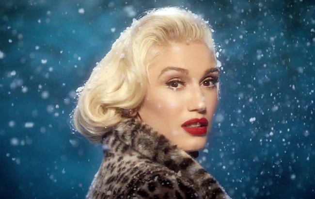 Гвен Стефани и Блейк Шелтон выпустили трогательный рождественский клип