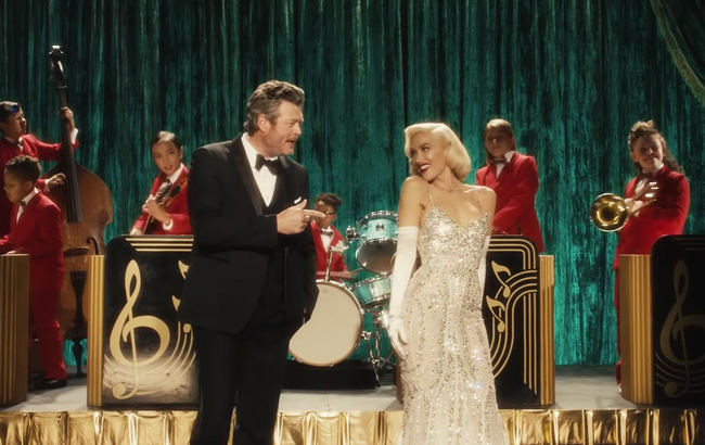 Гвен Стефани и Блейк Шелтон выпустили трогательный рождественский клип