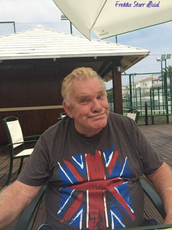 Був найсмішнішим: помер знаменитий британський комік