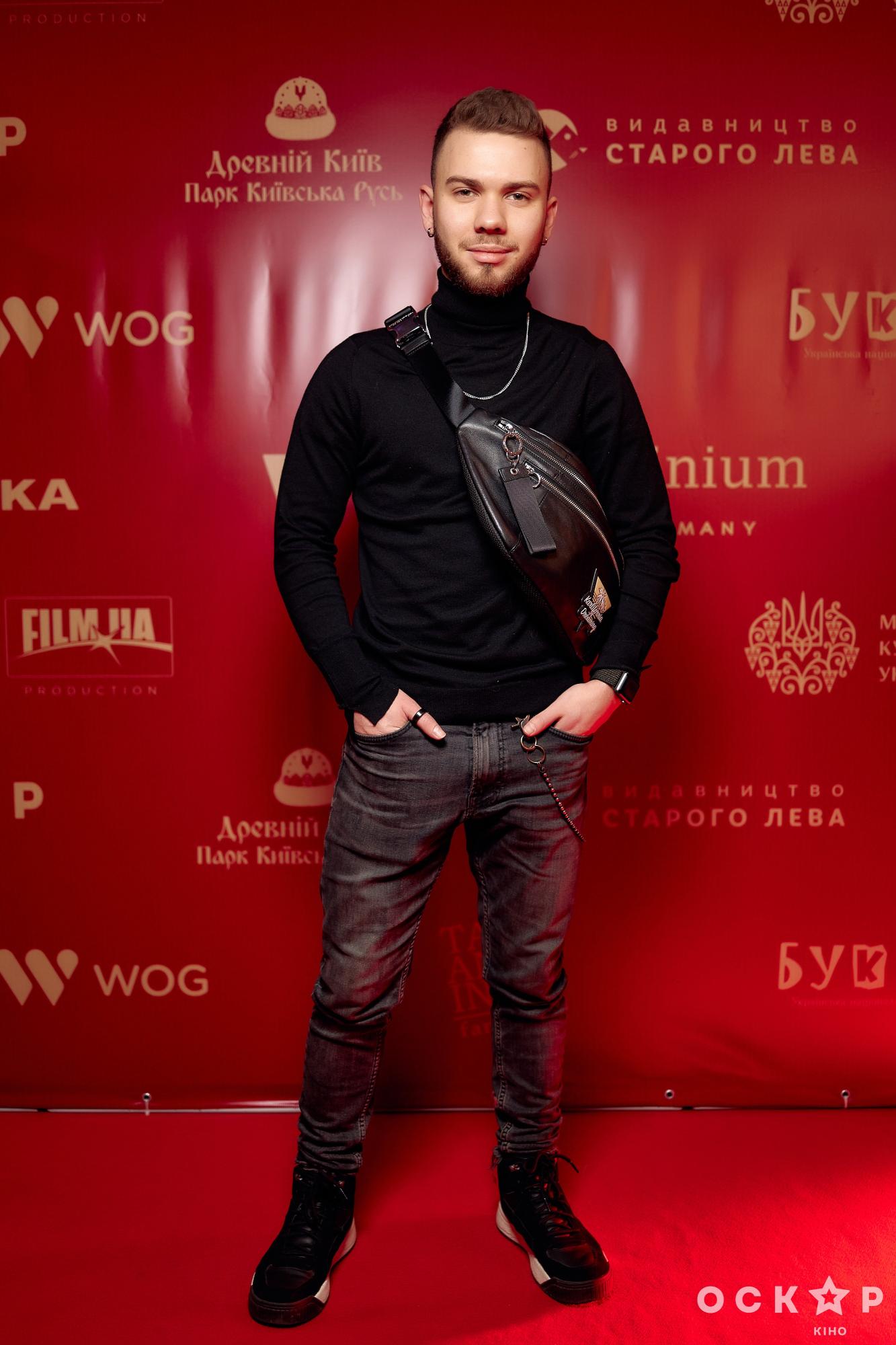 Юлія Саніна, Ірма Вітовська, Лілія Пустовіт та інші зірки на гала-прем'єрі фільму "Віддана"