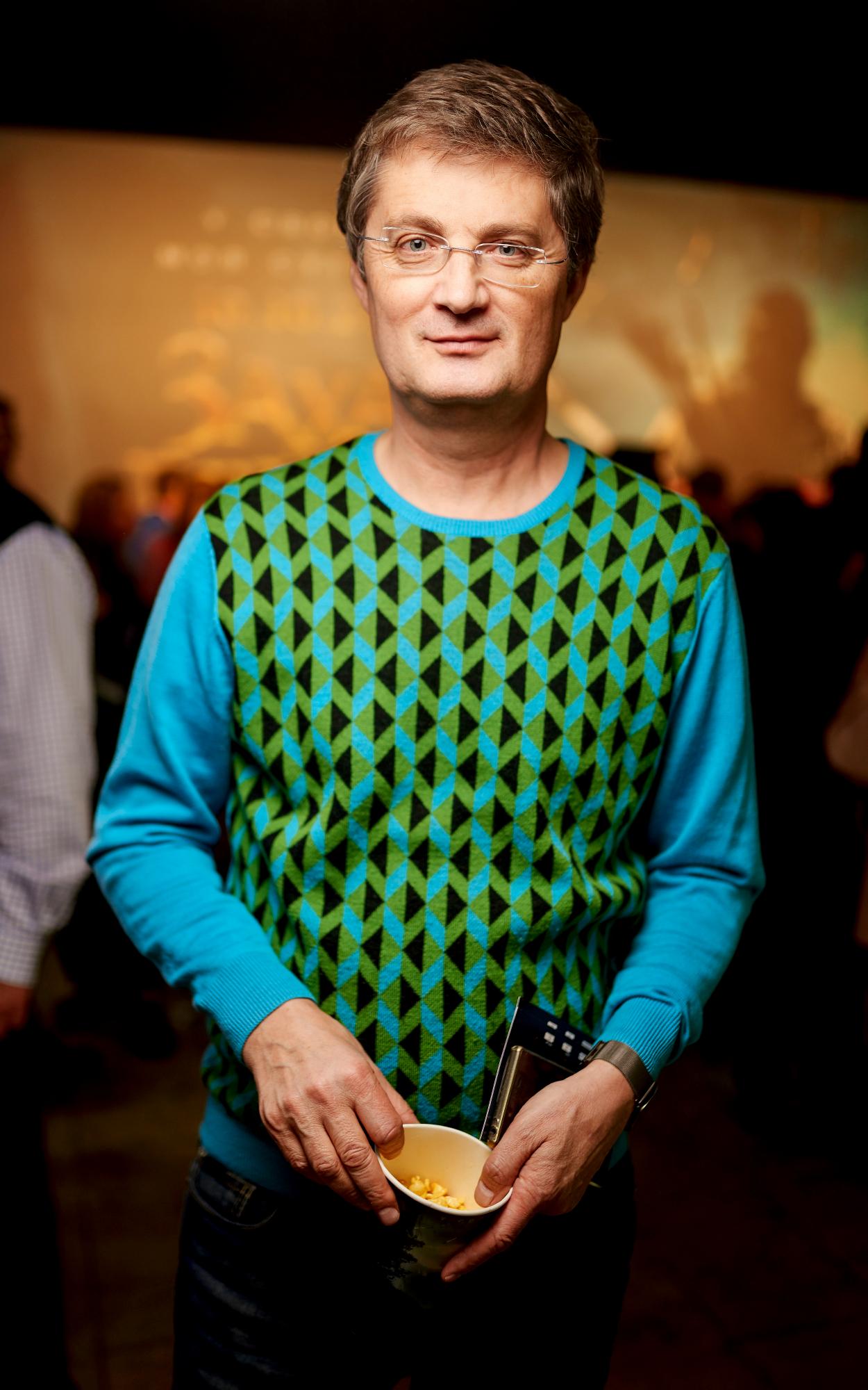 Українські зірки гадають, хто такий Захар Беркут, і давно не тримали гроші в руках (відео)