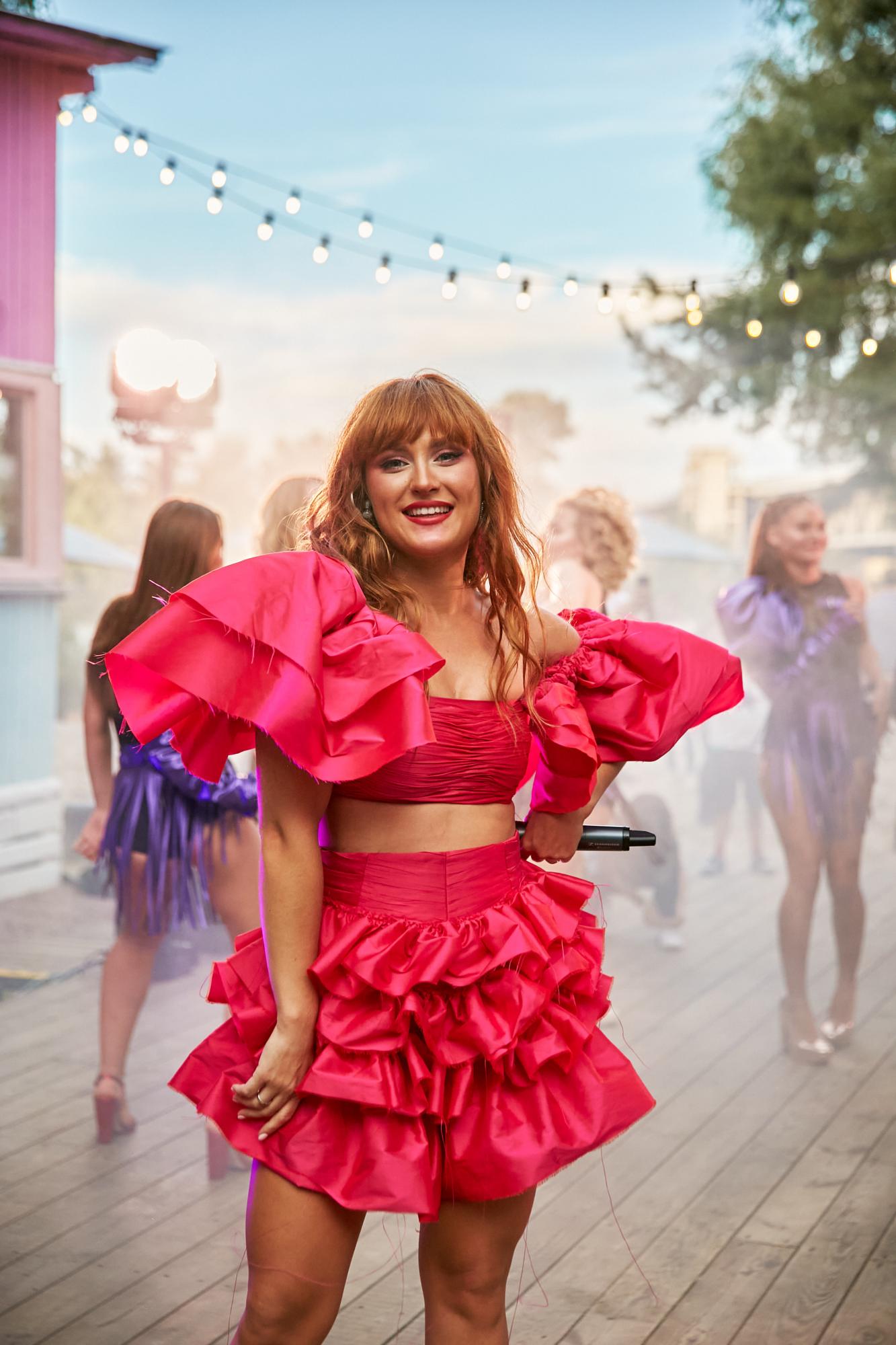 Скрипка, Холоденко і учасники Танців з зірками запалили на кубинській вечірці від Marietta