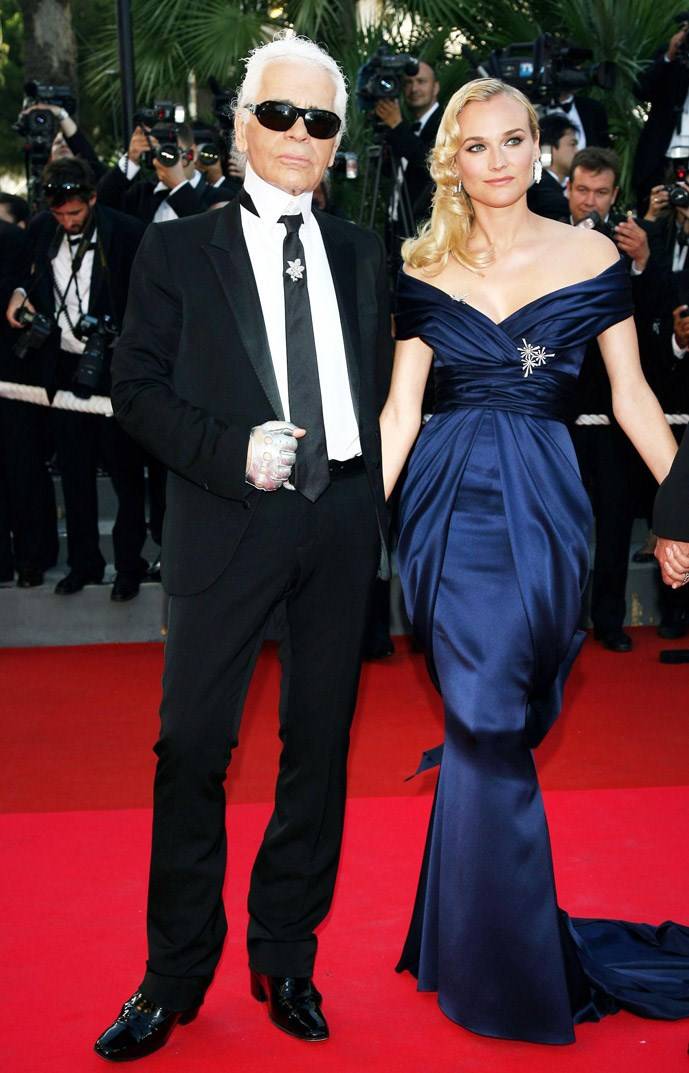 Зоряний кутюр'є: знаменитості в культових нарядах від Карла Лагерфельда