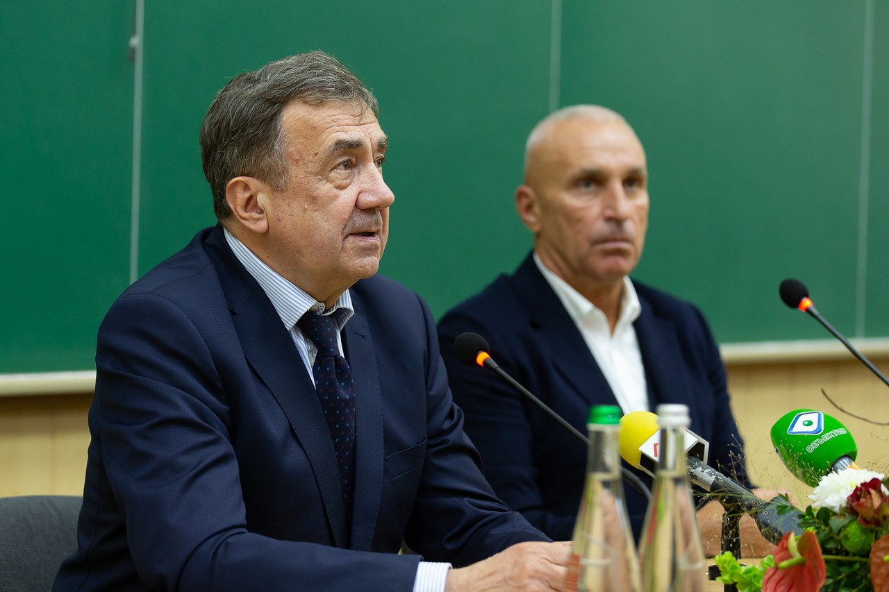 Ярославський зустрівся зі студентами харківських університетів