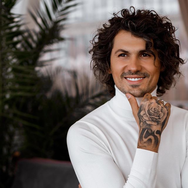 Що подарувати на 8 Березня: топ безпрограшних ідей від Жені Кота