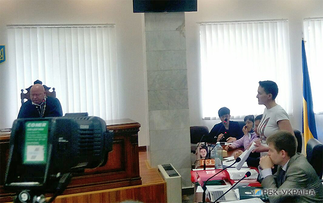 Савченко утверждает, что свидетели дела угрожают ее родственникам