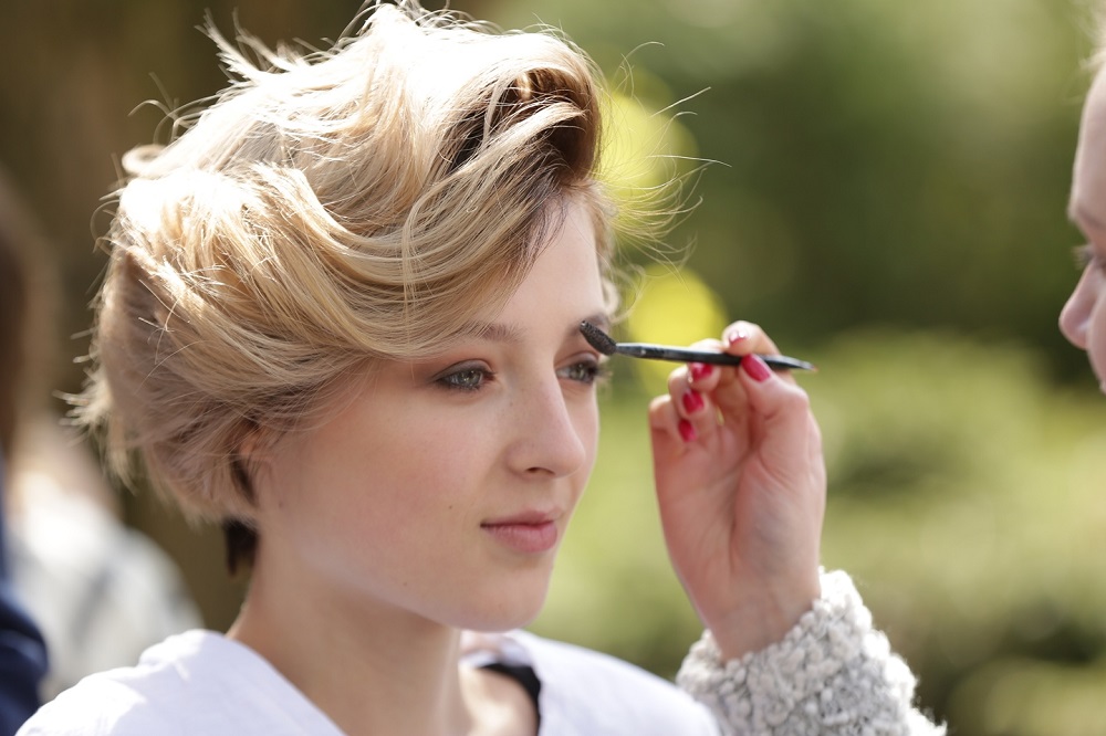 Гидрофильное масло и детский крем: что в косметичках у украинских моделей