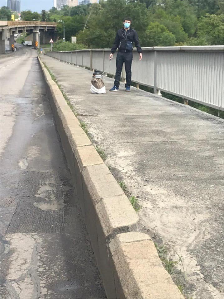 Міст Метро в Києві погрожували підірвати: що відомо на даний момент