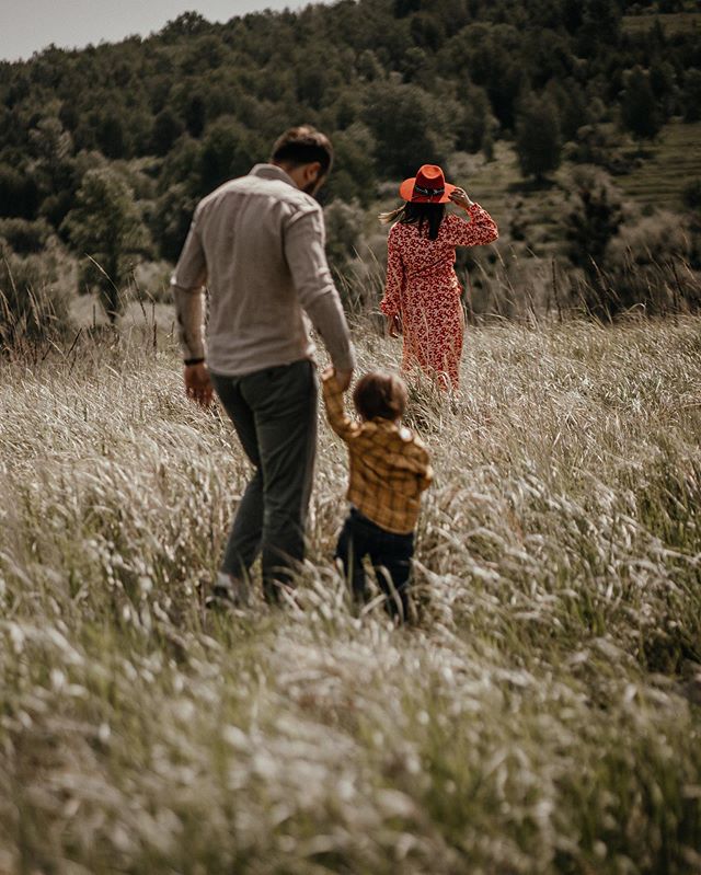 Ніжність і турбота: вагітна Джамала зворушила душевним фотосетом з коханими чоловіками