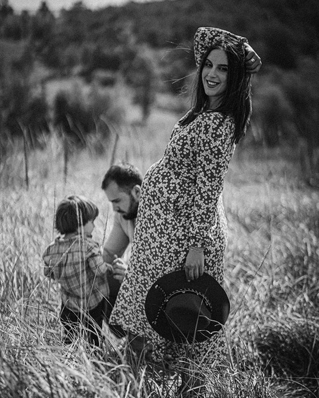 Ніжність і турбота: вагітна Джамала зворушила душевним фотосетом з коханими чоловіками