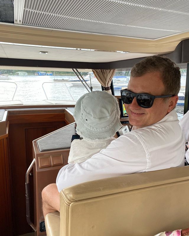 Очень повезло: Осадчая умилила фото Горбунова с подросшим сыночком