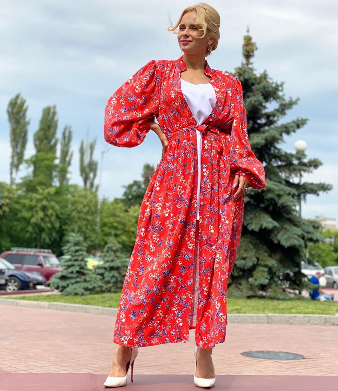 Невероятная красавица: Лилия Ребрик покорила ярким летним образом