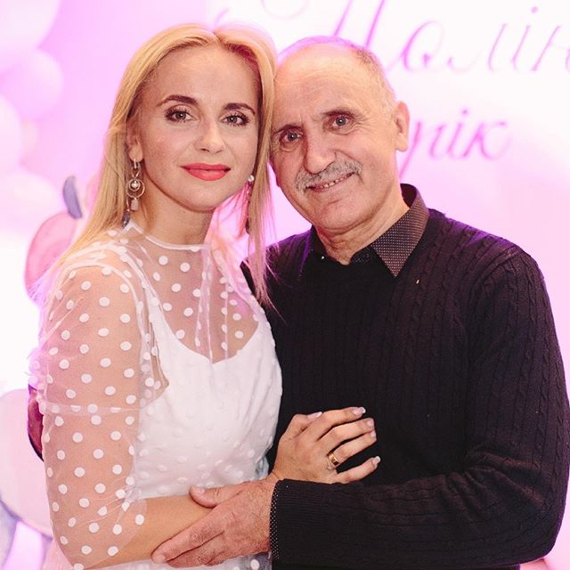 Опора и стена: Лилия Ребрик растрогала признанием о муже и отце