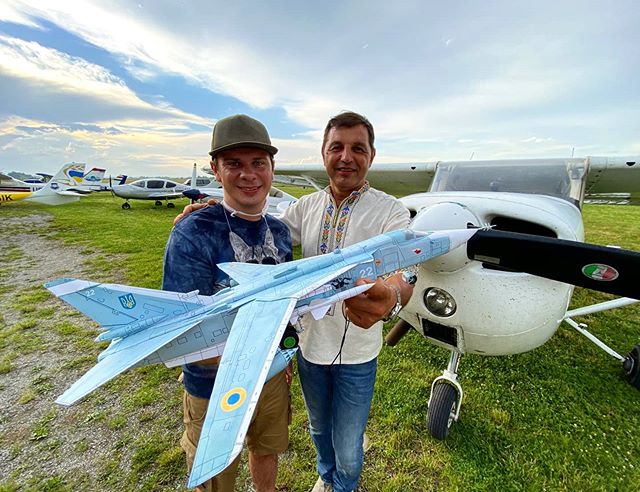 Это было волшебно: Дмитрий Комаров очаровал спонтанным путешествием с женой на Прикарпатье