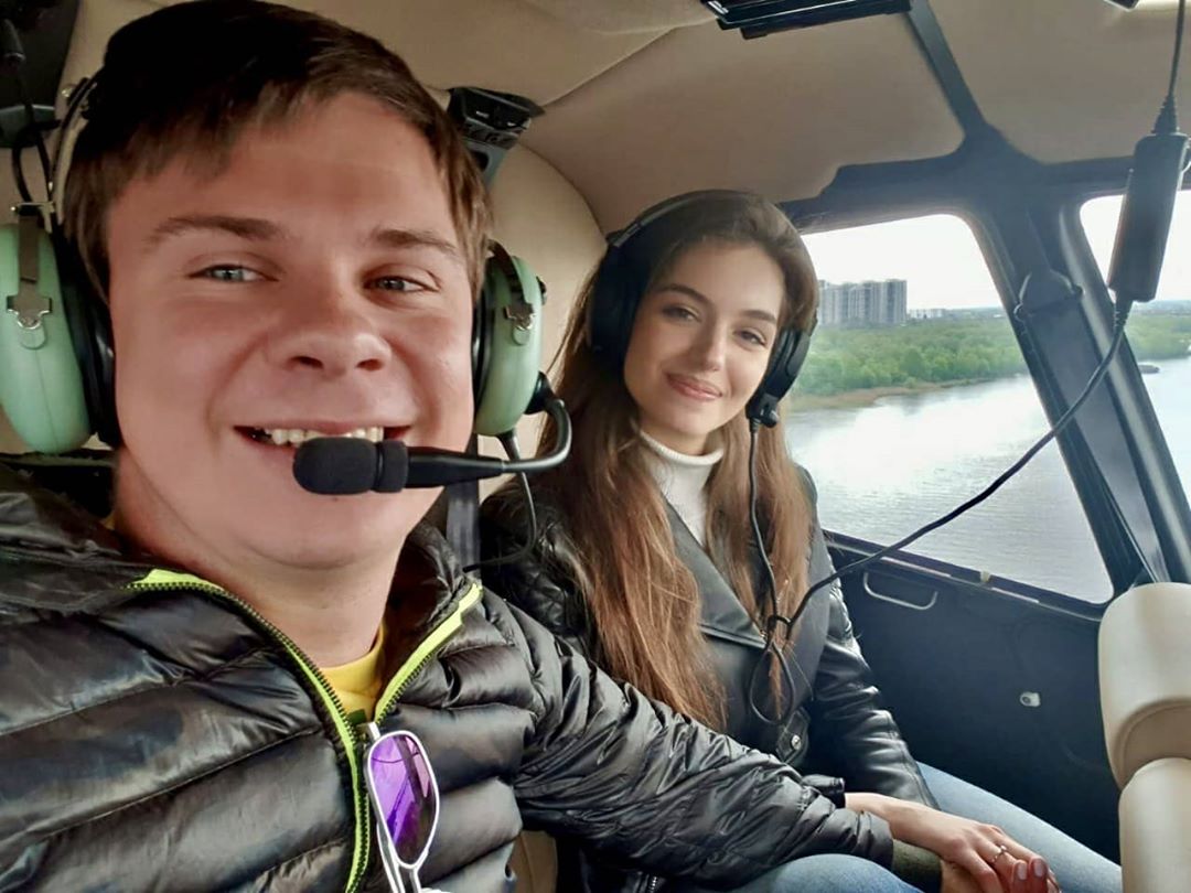 Романтика на высоте: Дмитрий Комаров рассказал, как делал любимой предложение