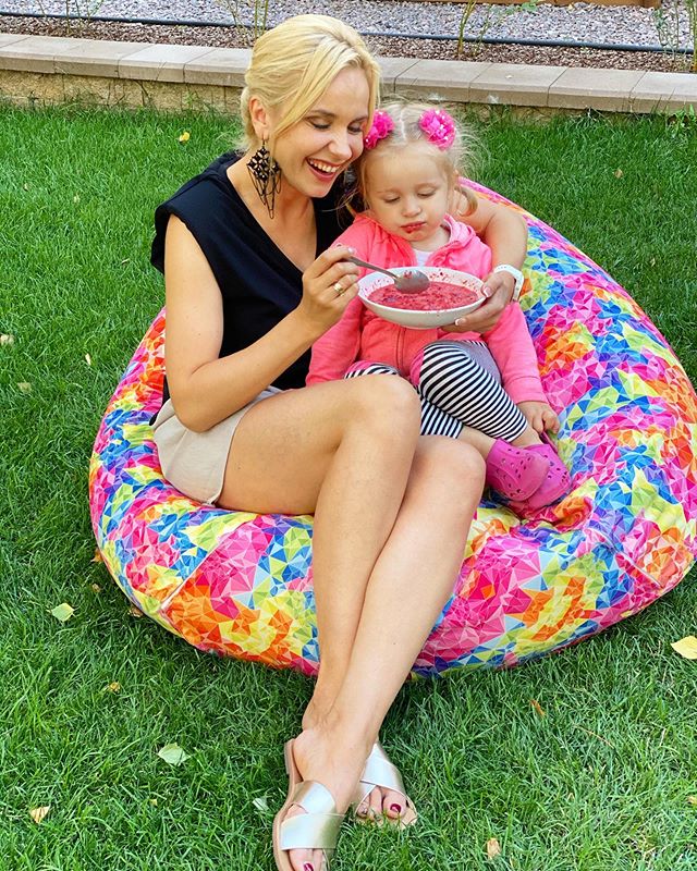 Почти "в отключке": Лилия Ребрик сделала признание и показала фото с дочкой