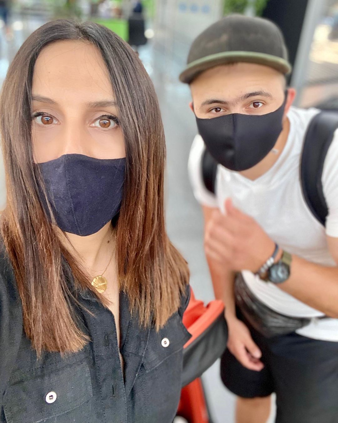 Ми божевільні: Джамала з двома маленькими дітьми вирушила на відпочинок за кордон