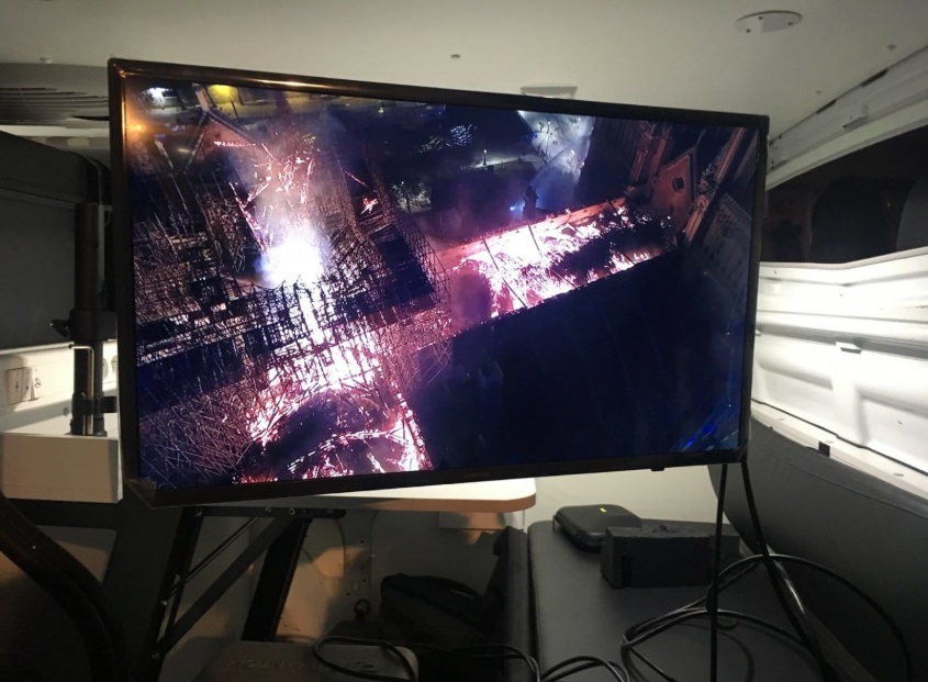 Последствия пожара в Нотр-Дам показали с высоты птичьего полета (фото)