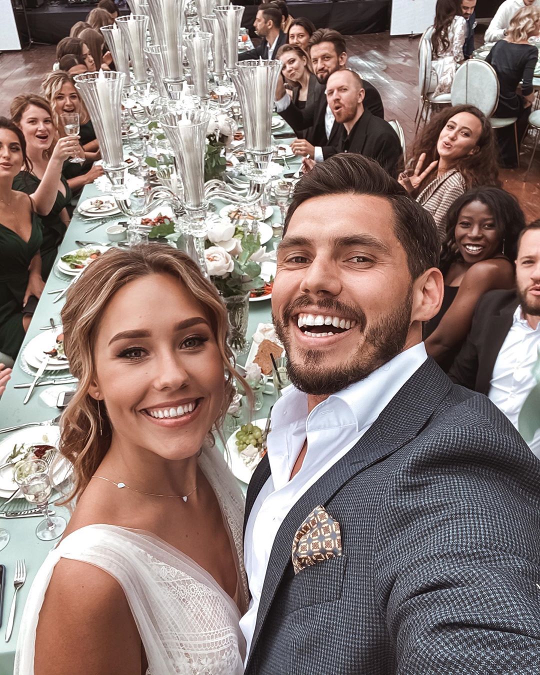 Никита Добрынин и Даша Квиткова сыграли роскошную свадьбу: фото и видео с торжества