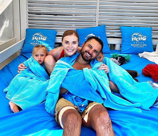 Дельфин и русалка: Слава из НеАнгелов показала семейный уикенд с бывшим мужем в Одессе