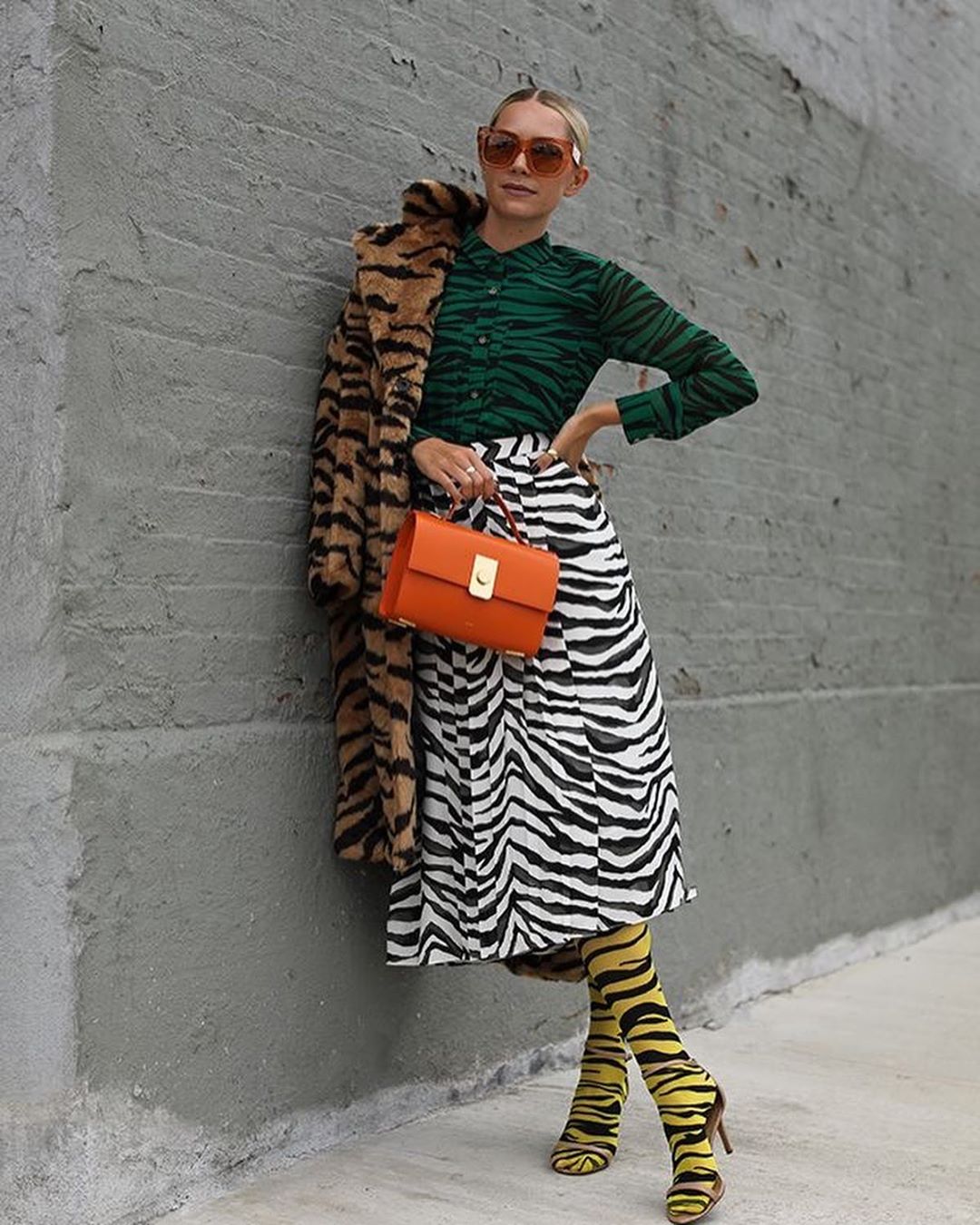 Як носити анімалістичний принт і не виглядати вульгарно: поради стиліста