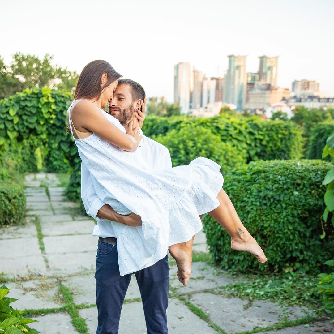 Обратил внимание на попу: Илона Гвоздева впервые рассказала о знакомстве с мужем