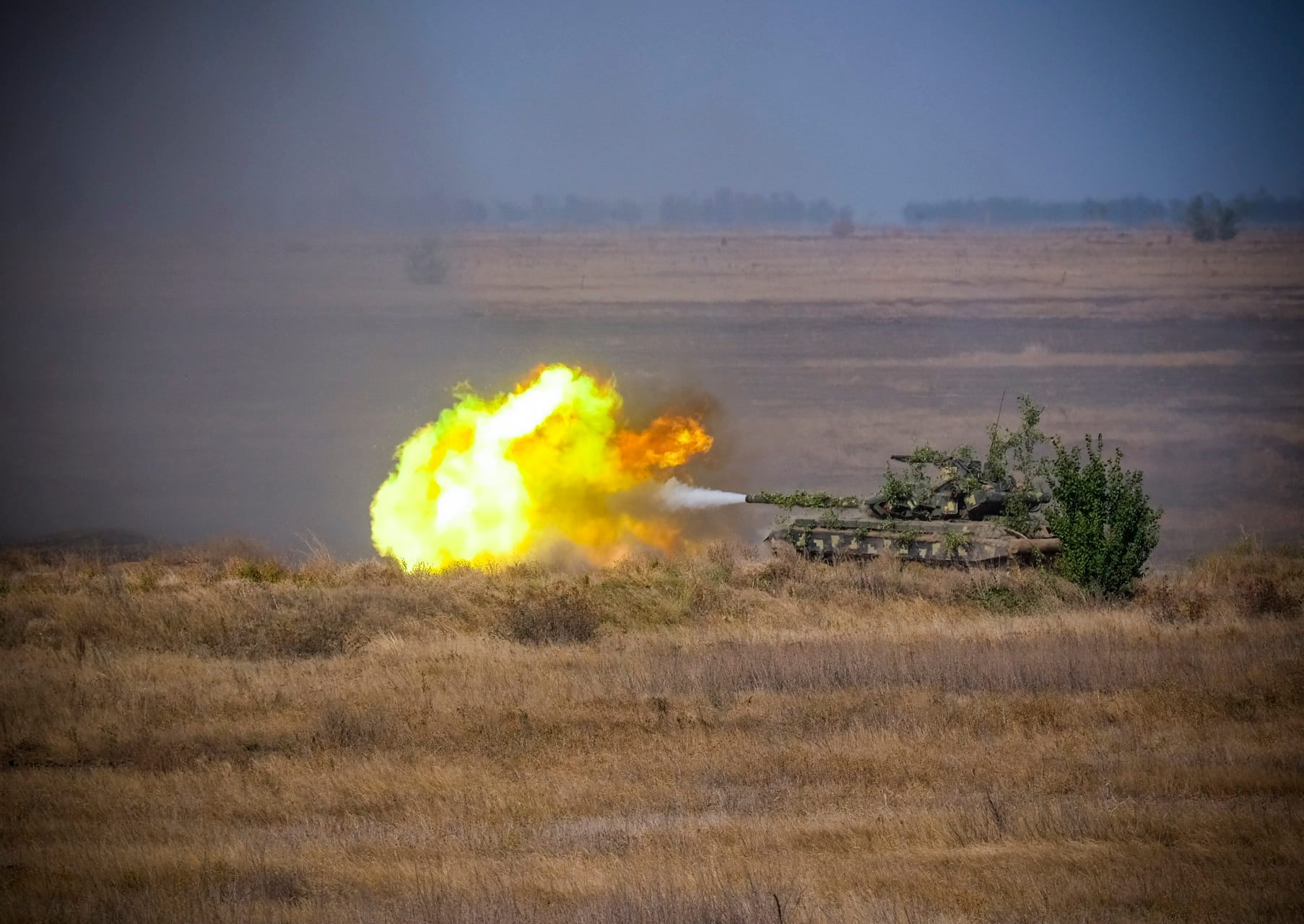 Украинские и британские десантники отработали штурм населенных пунктов: фото и видео учений