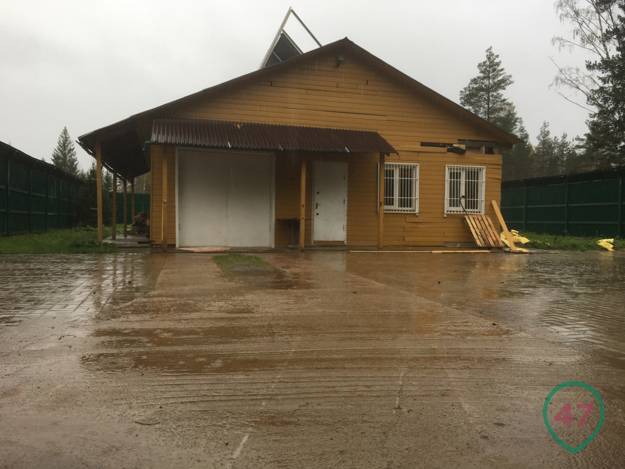 Частная тюрьма Эскобара: в РФ обнаружили секретный объект с камерами и крематорием