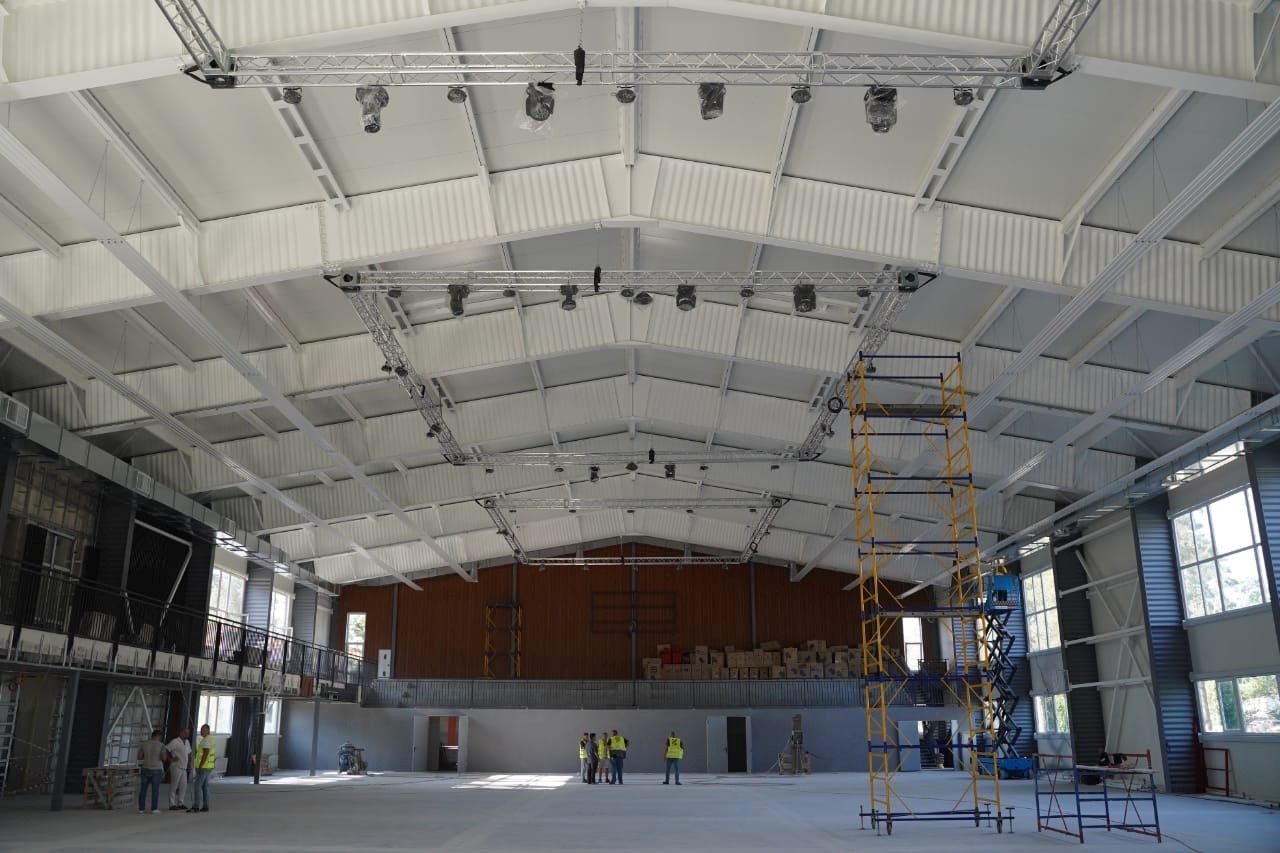 У Бучі під Києвом до Дня незалежності будують "Академію спорту"