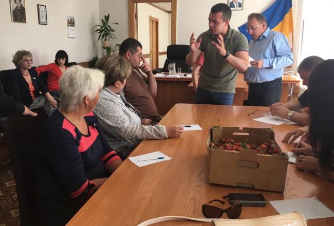 Кандидата в нардепи по чернігівському округу Блауша запідозрили у використанні адмінресурсу