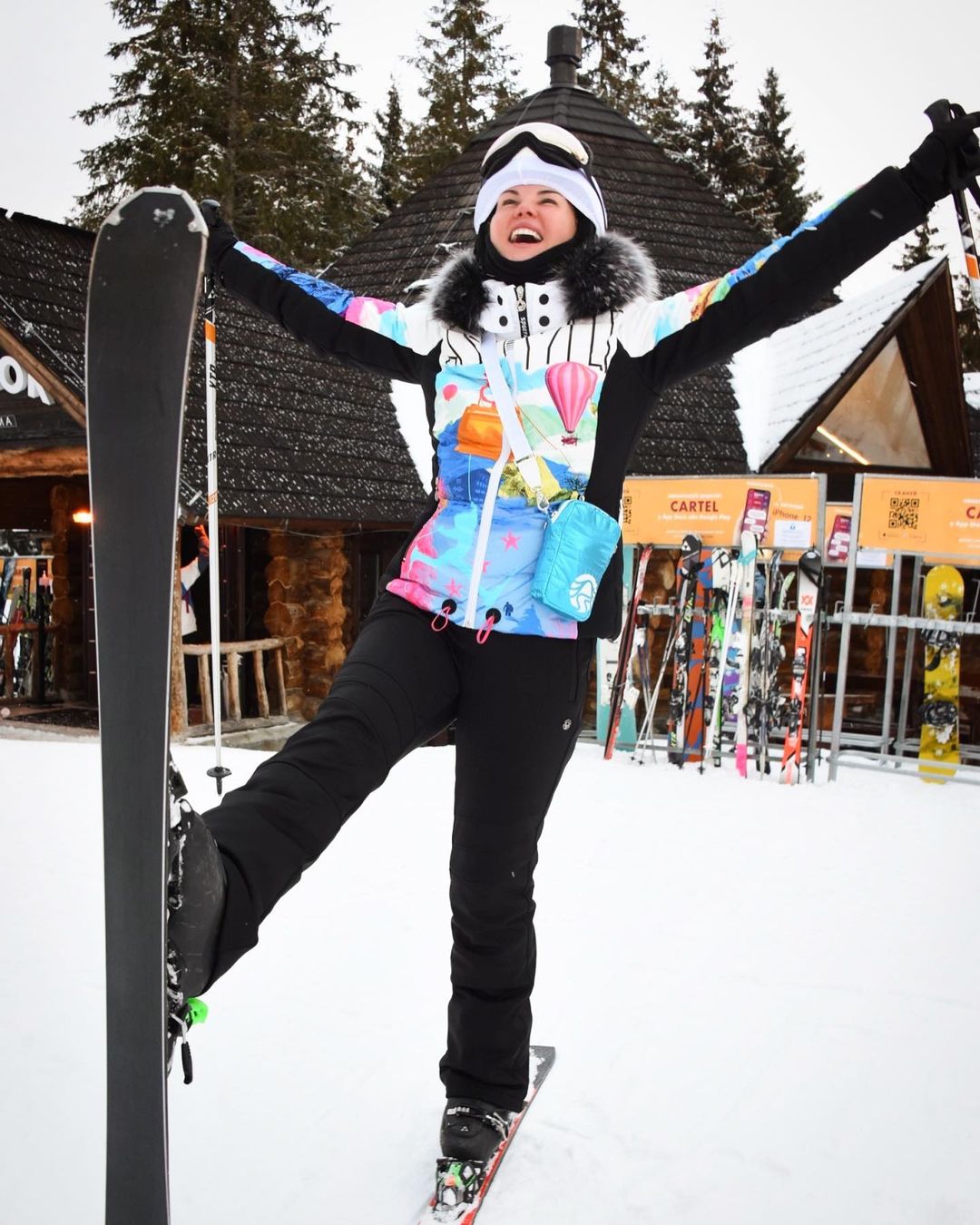 Певица Камалия отправилась с семьей в Буковель: это курорт не для всех