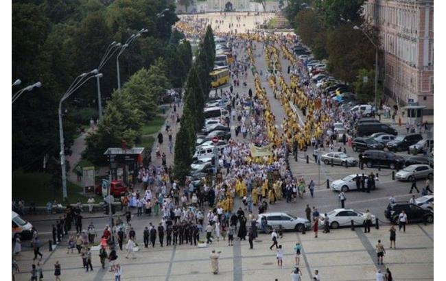 хода почалася з Володимирського собора