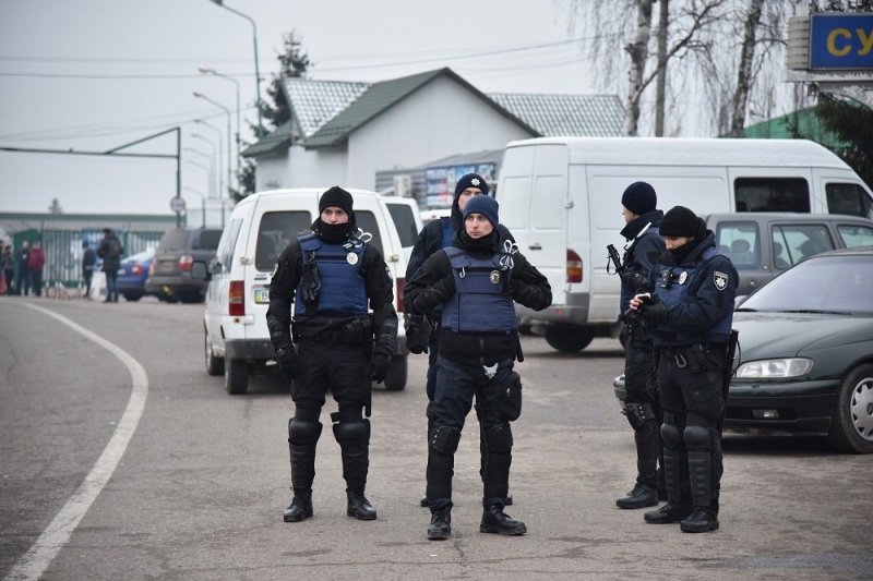 В двух областях протестующие перекрыли дороги на въезд в Польшу