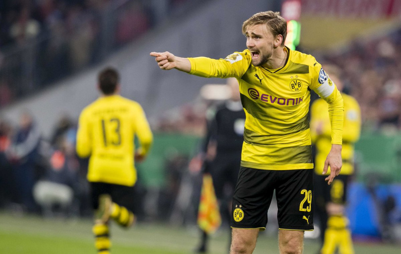 Баварія - Боруссія Д 2-1: відео голів та огляд матчу