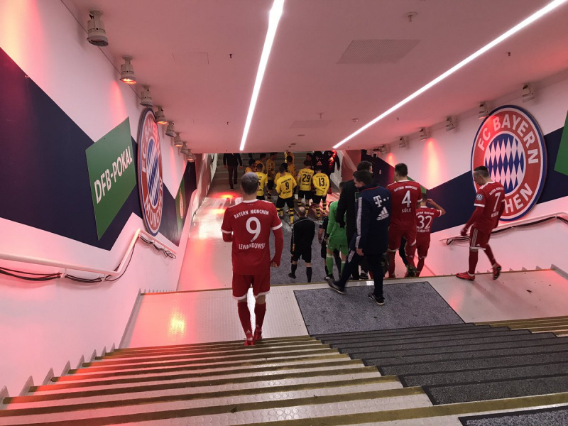 Бавария - Боруссия Д 2-1: видео голов и обзор матча