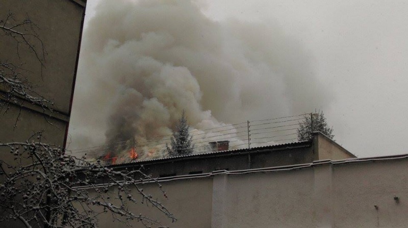 В Ужгороде произошел пожар в одном из корпусов СИЗО