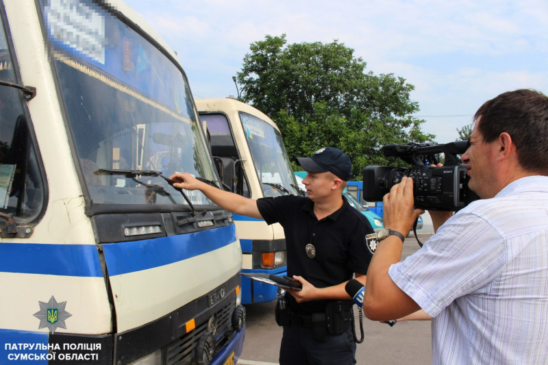 В Нацполиции назвали количество неисправных автобусов, выявленных во время проверок