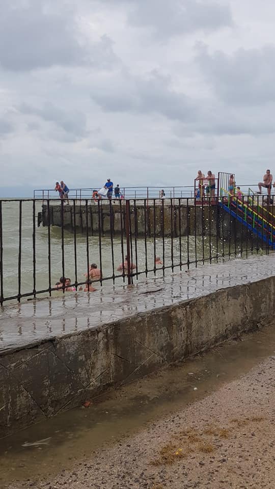 Єдиний курорт в "ДНР": як сьогодні виглядає Сєдове