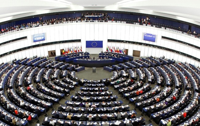 Новини України за 21 квітня: відстрочення призначення генпрокурора і перспективи безвізового режиму