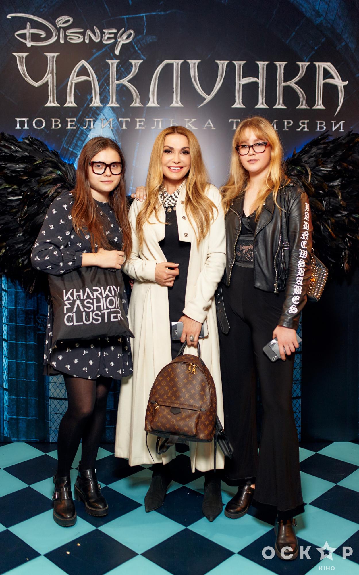 Сумська, Логунова, Завальська та інші зіркові гості на прем'єрі фільму "Малефісента 2" в Києві