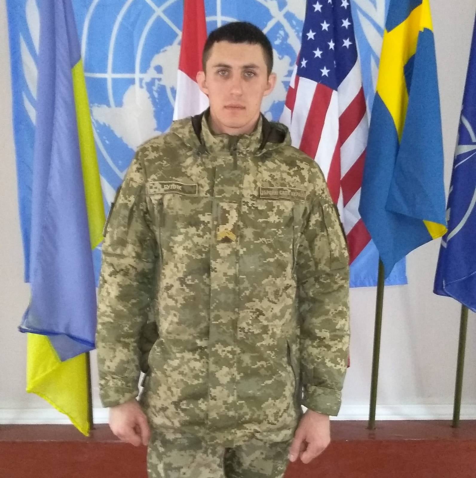 На Донбассе боевики подорвали авто с военными ВСУ: появилось фото погибшего бойца