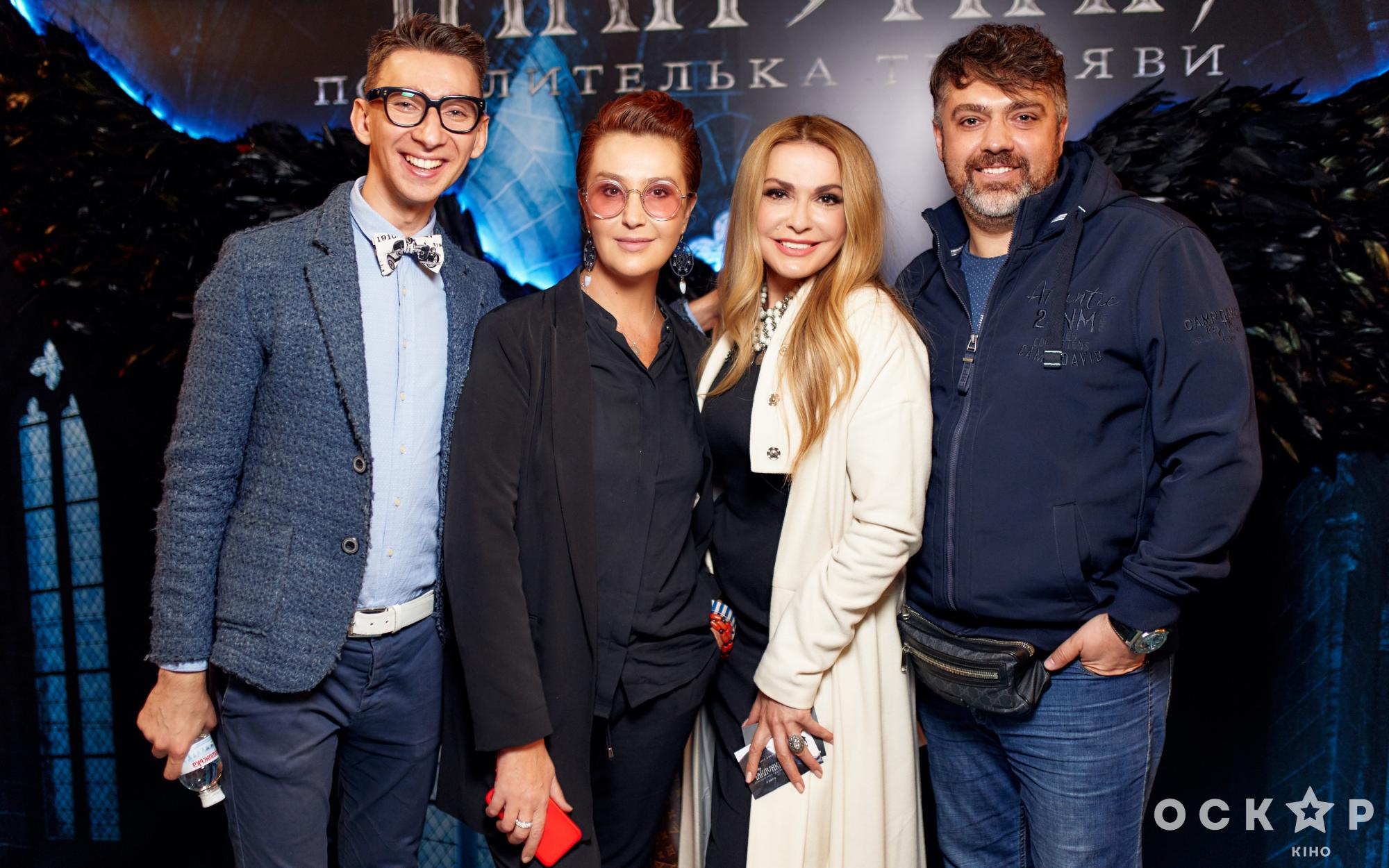 Сумська, Логунова, Завальська та інші зіркові гості на прем'єрі фільму "Малефісента 2" в Києві